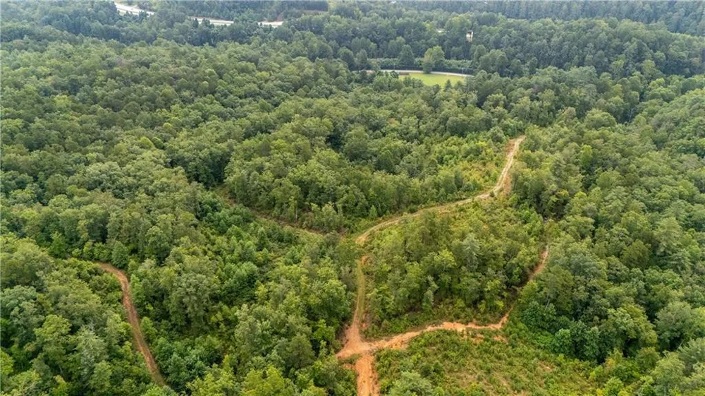 11094 Old 441 S Lakemont, GA 30552