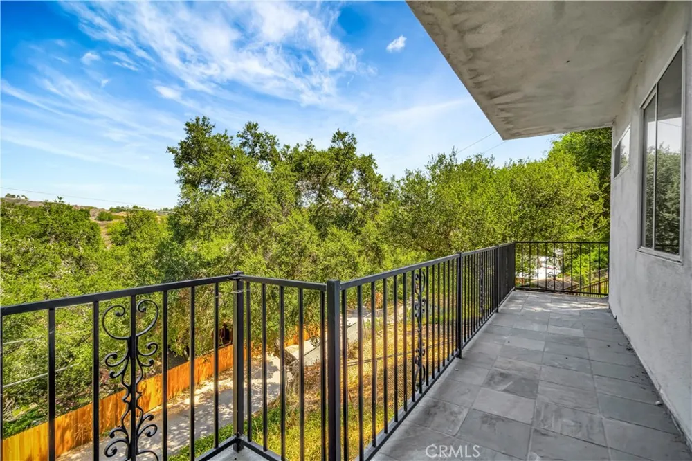 22011 Callado Way Topanga, CA 90290