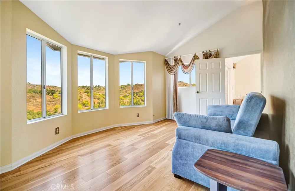 22011 Callado Way Topanga, CA 90290