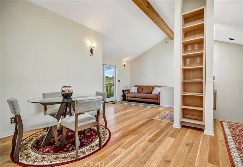 22011 Callado Way Topanga, CA 90290