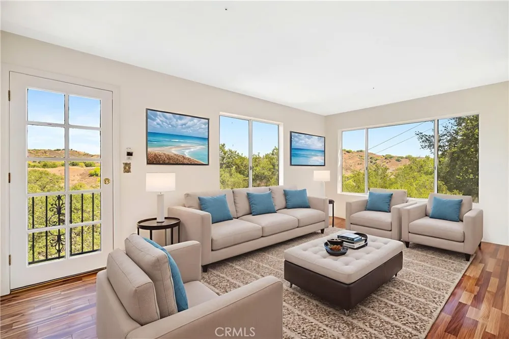 22011 Callado Way Topanga, CA 90290