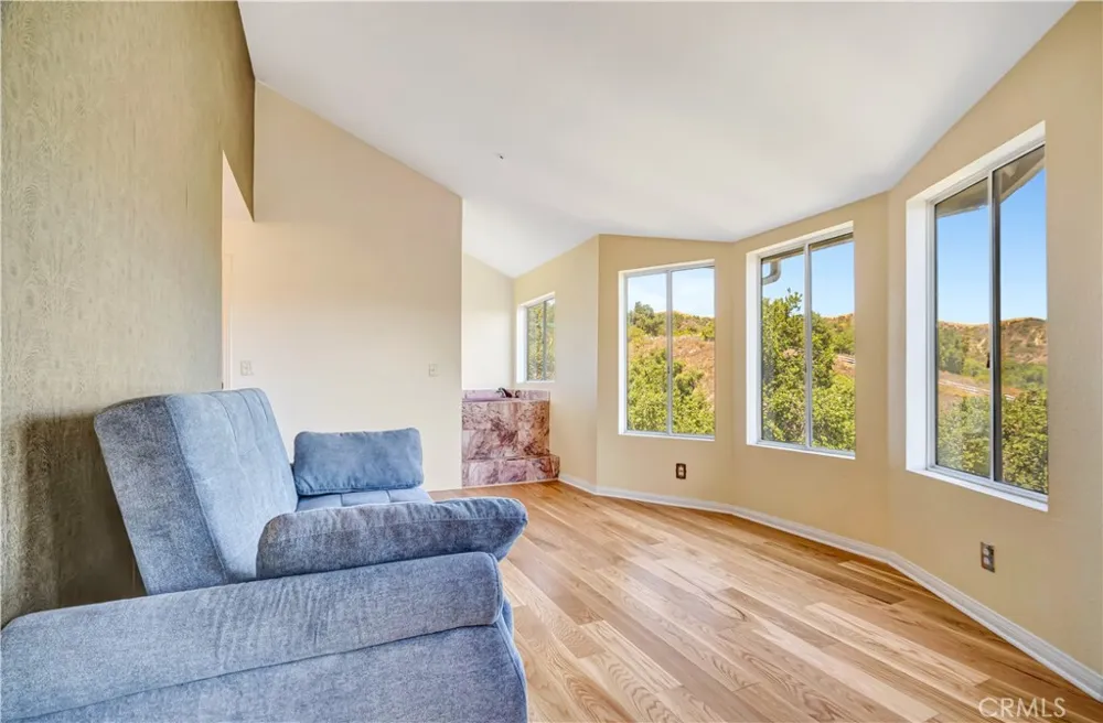 22011 Callado Way Topanga, CA 90290