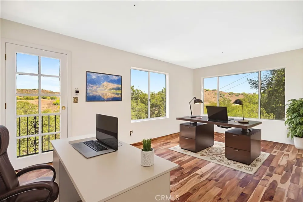 22011 Callado Way Topanga, CA 90290