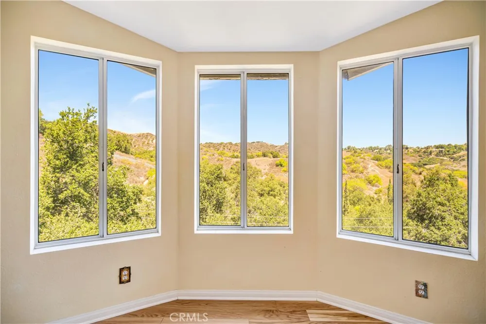 22011 Callado Way Topanga, CA 90290