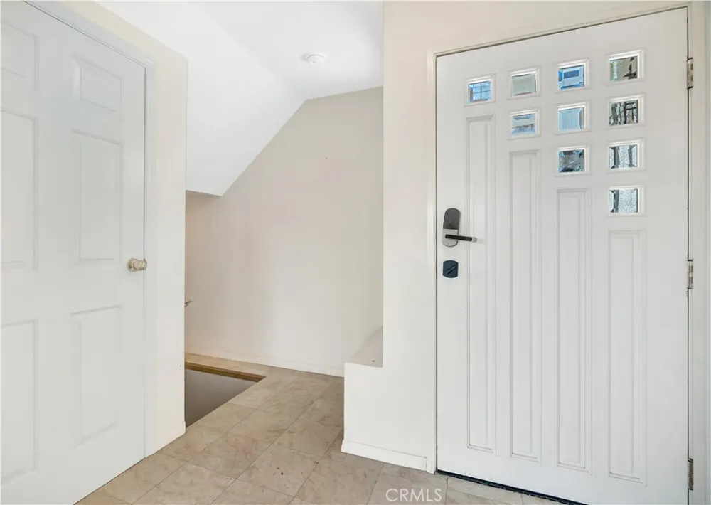 22011 Callado Way Topanga, CA 90290