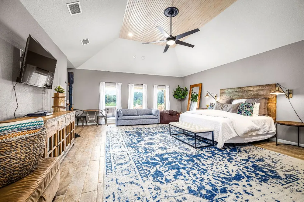 871 Chimney Valley Road Blanco, TX 78606