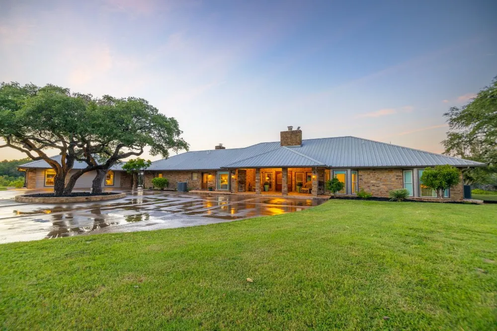 871 Chimney Valley Road Blanco, TX 78606