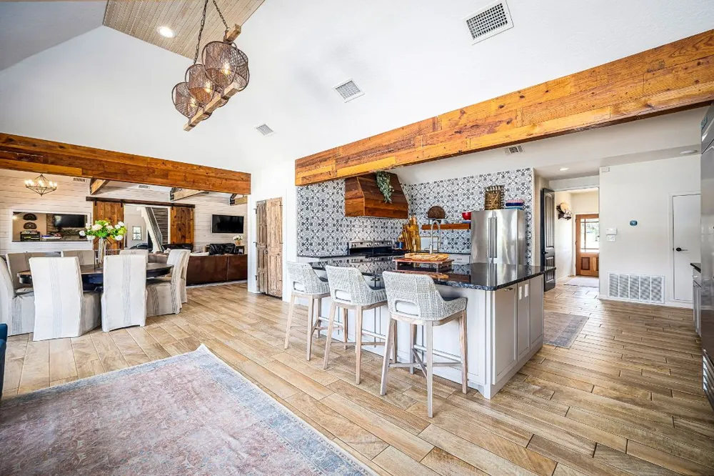 871 Chimney Valley Road Blanco, TX 78606