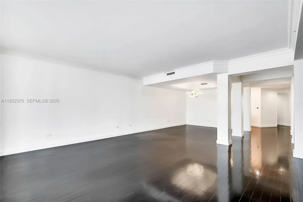 848 Brickell Key Dr #1906 Miami, FL 33131