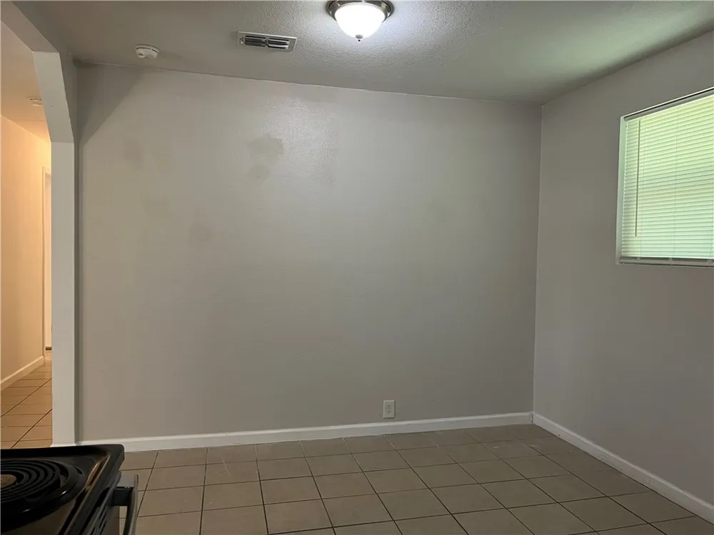 629 Lopez Street Taft, TX 78390