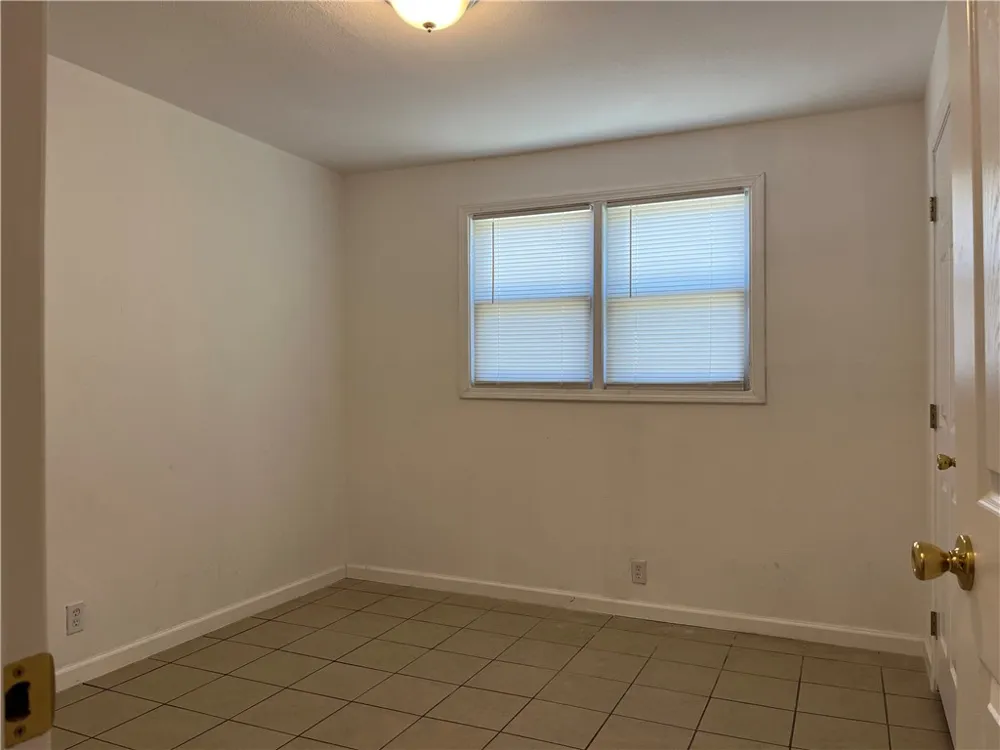 629 Lopez Street Taft, TX 78390