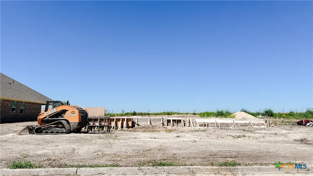 1313 Red Rock Road Hewitt, TX 76643