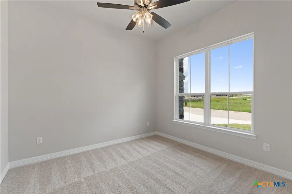 1313 Red Rock Road Hewitt, TX 76643