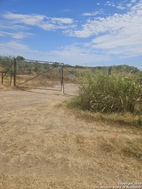 16518 S US HIGHWAY 281