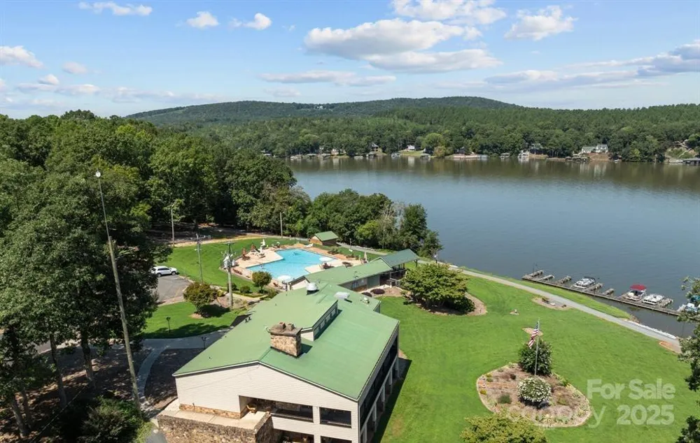 242 Creswell Road Mount Gilead, NC 27306
