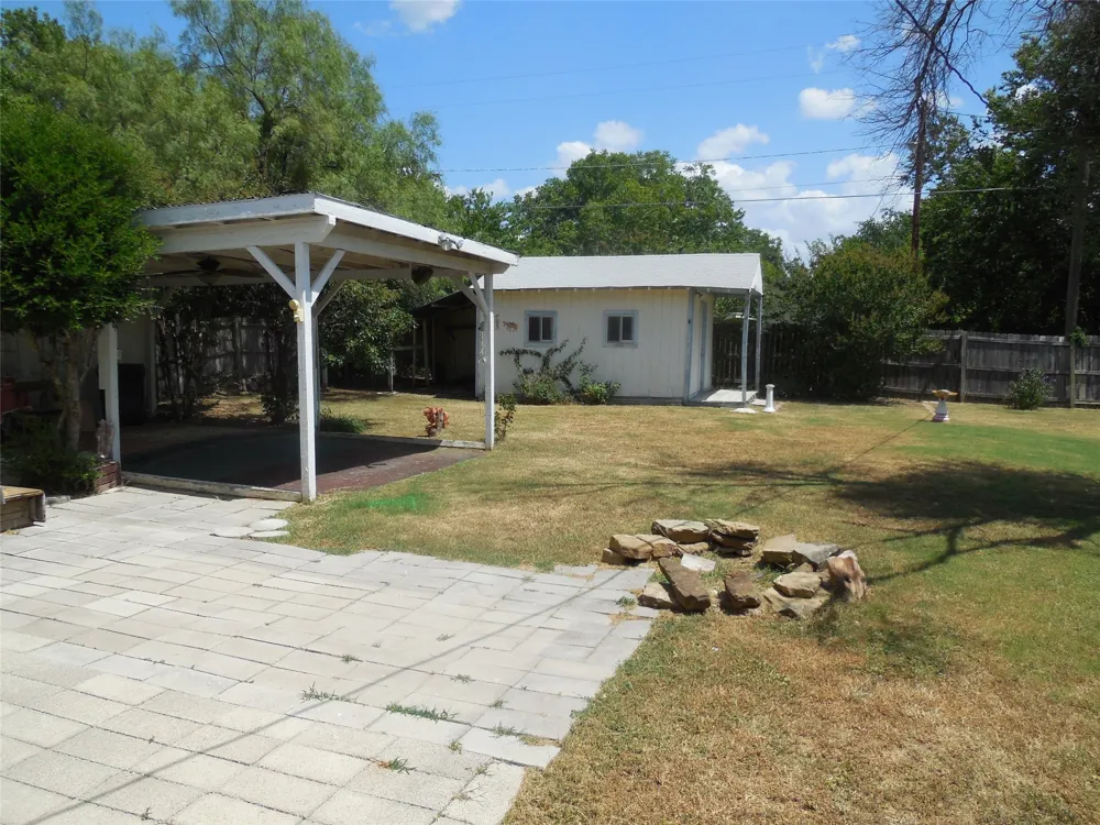 316 Mesquite Street Ranger, TX 76470