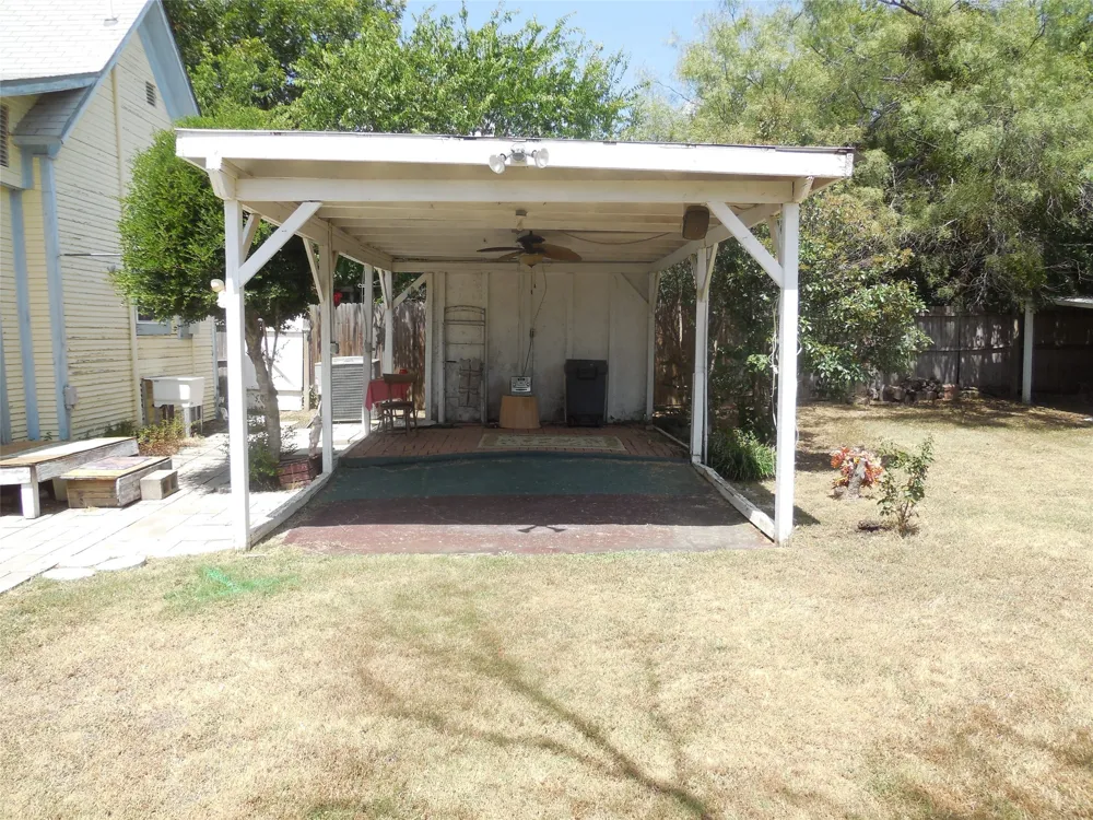 316 Mesquite Street Ranger, TX 76470