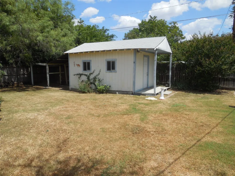 316 Mesquite Street Ranger, TX 76470