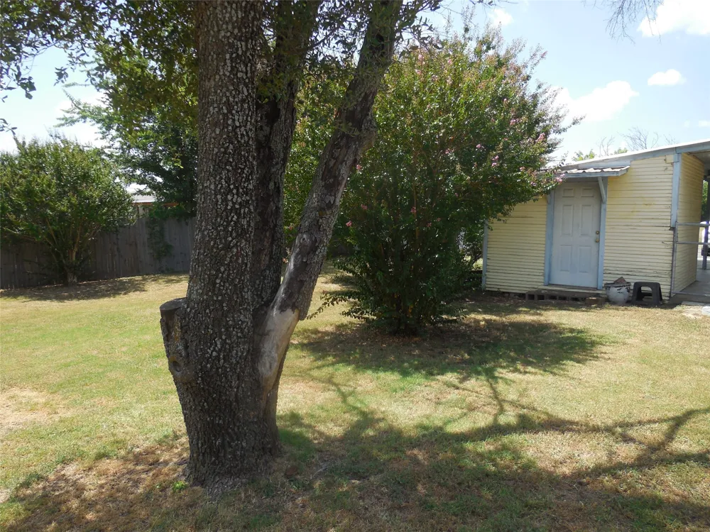 316 Mesquite Street Ranger, TX 76470