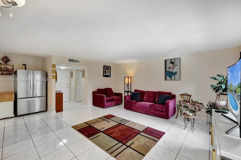 200 Diplomat Pkwy #423 Hallandale Beach, FL 33009