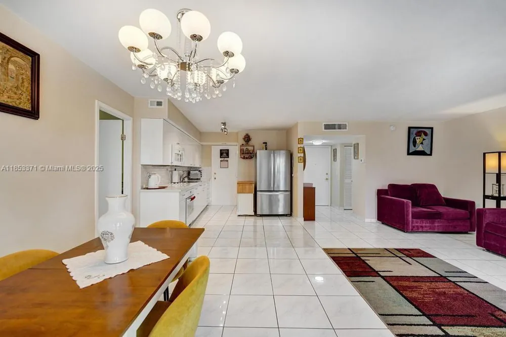 200 Diplomat Pkwy #423 Hallandale Beach, FL 33009
