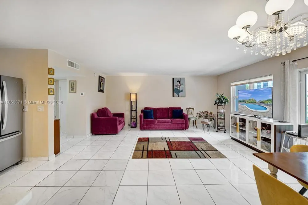200 Diplomat Pkwy #423 Hallandale Beach, FL 33009