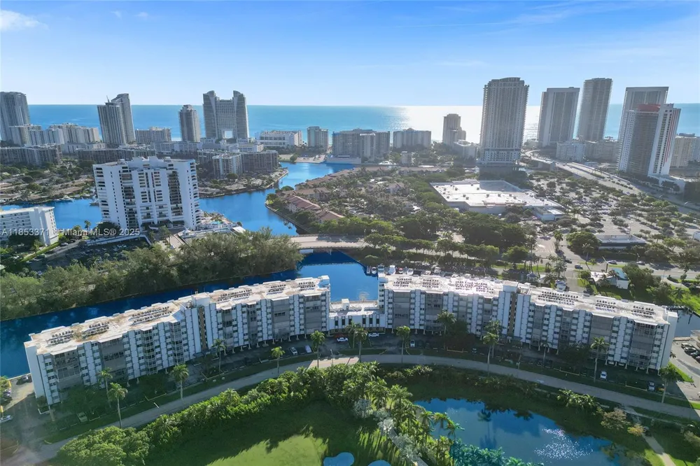 200 Diplomat Pkwy #423 Hallandale Beach, FL 33009