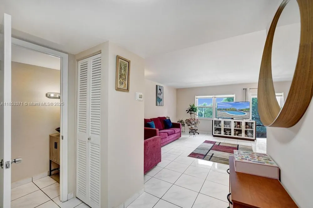 200 Diplomat Pkwy #423 Hallandale Beach, FL 33009