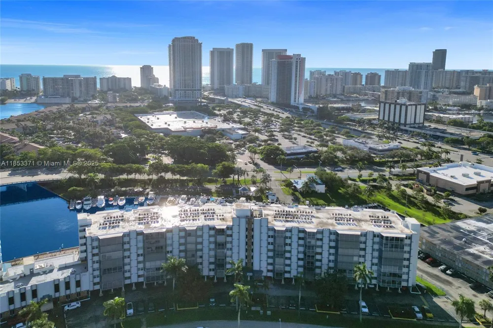 200 Diplomat Pkwy #423 Hallandale Beach, FL 33009