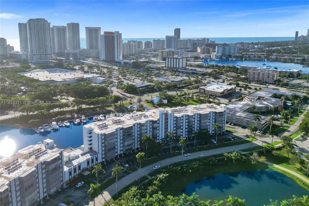 200 Diplomat Pkwy #423 Hallandale Beach, FL 33009