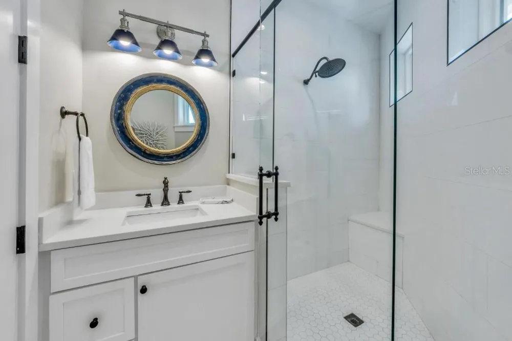 112 11TH STREET S Bradenton Beach, FL 34217