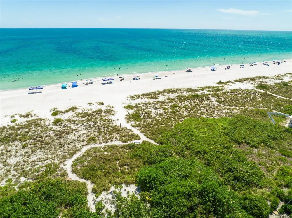 112 11TH STREET S Bradenton Beach, FL 34217