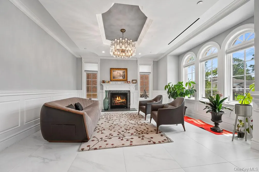 264-11 60th Avenue Little Neck, NY 11362