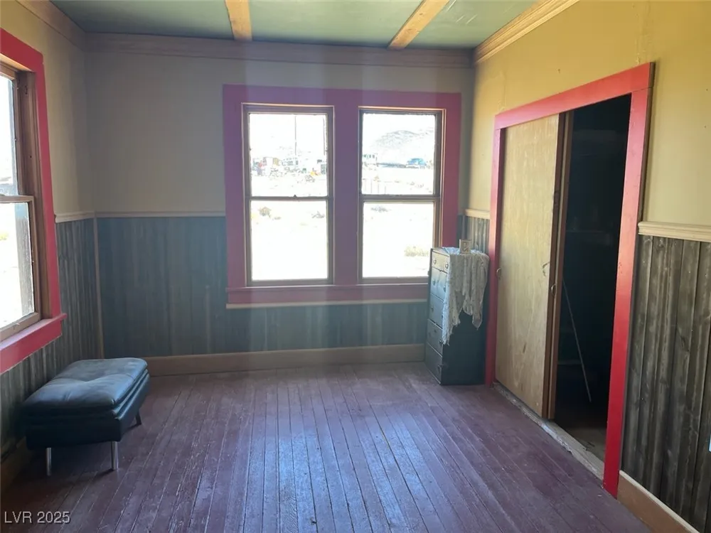 901 E Myers Avenue Goldfield, NV 89013