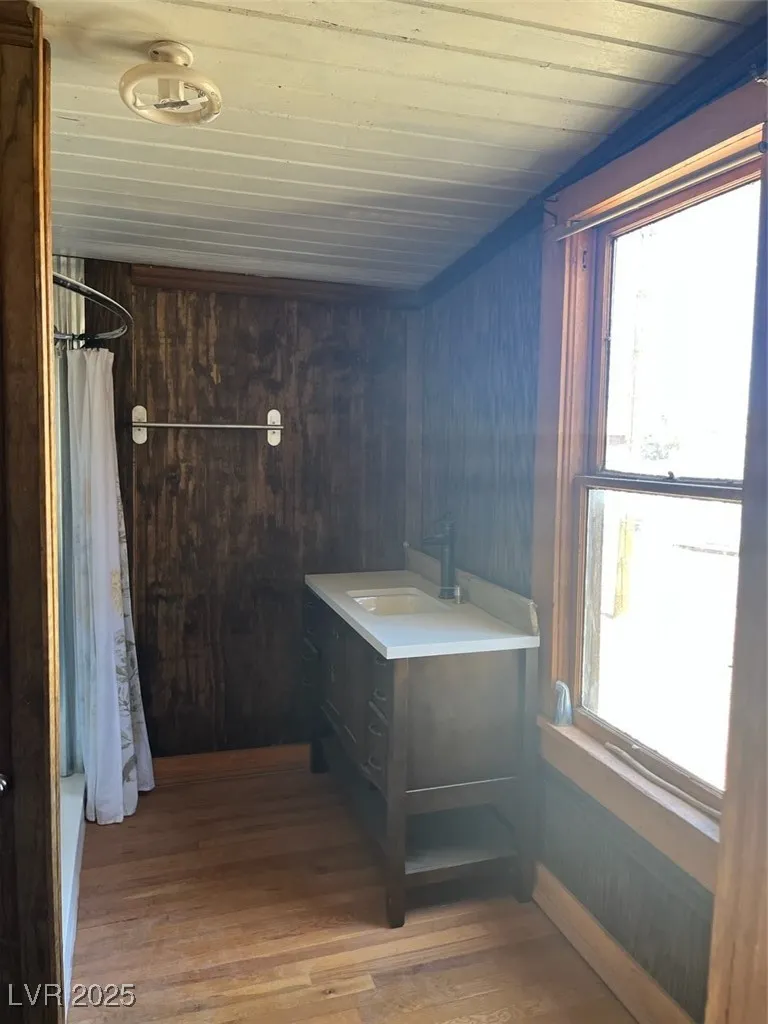 901 E Myers Avenue Goldfield, NV 89013