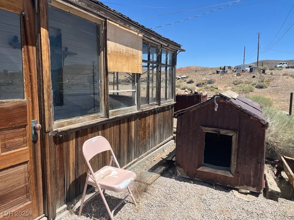 901 E Myers Avenue Goldfield, NV 89013