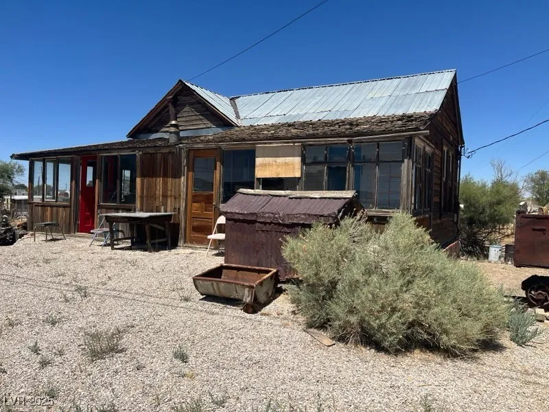 901 E Myers Avenue Goldfield, NV 89013