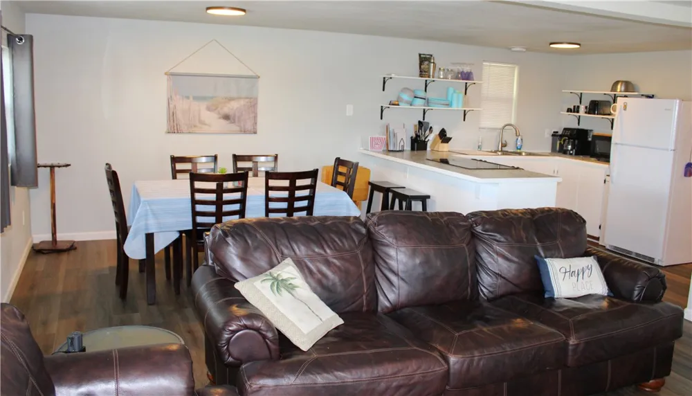 1280 E County Road 2328 Riviera, TX 78379