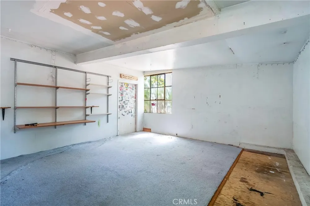 2439 California Street Walnut Park, CA 90255