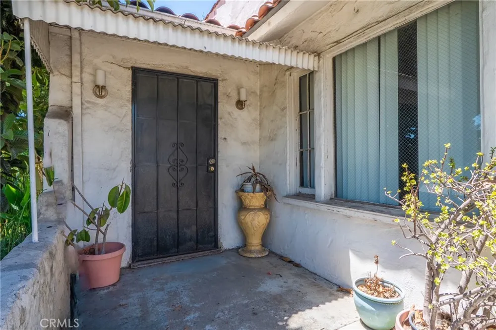 2439 California Street Walnut Park, CA 90255
