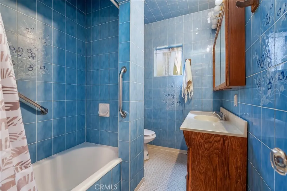 2439 California Street Walnut Park, CA 90255