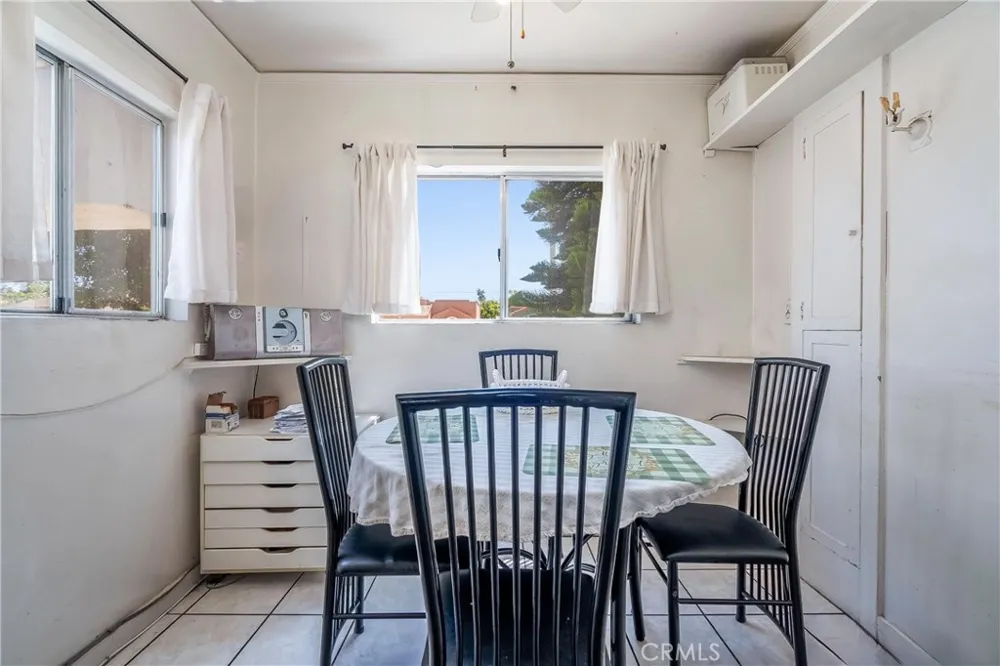 2439 California Street Walnut Park, CA 90255