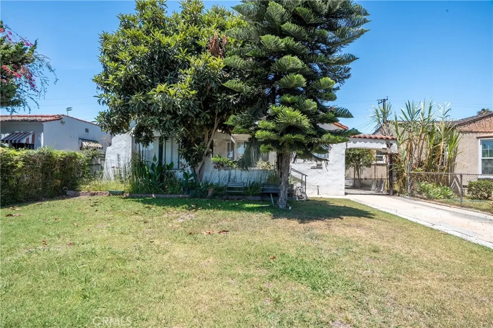 2439 California Street Walnut Park, CA 90255