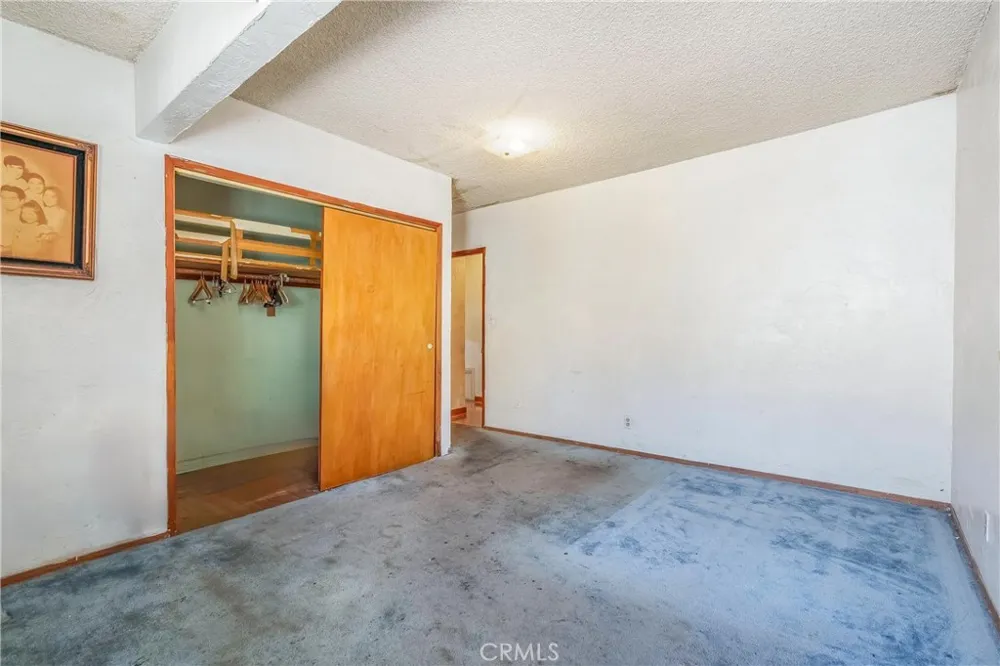 2439 California Street Walnut Park, CA 90255