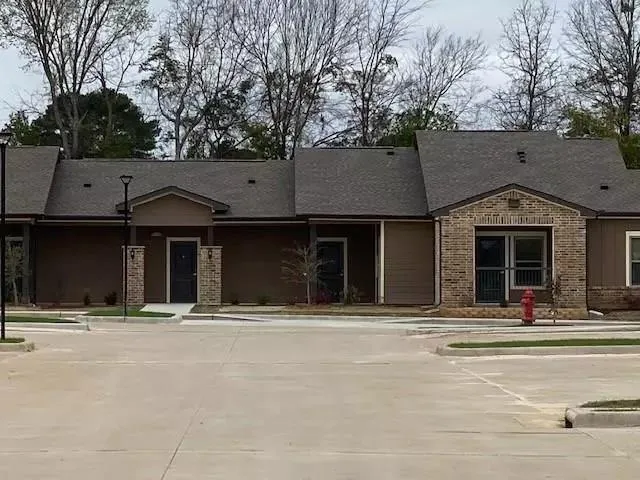 505 Sunset Drive #100 Lindale, TX 75771