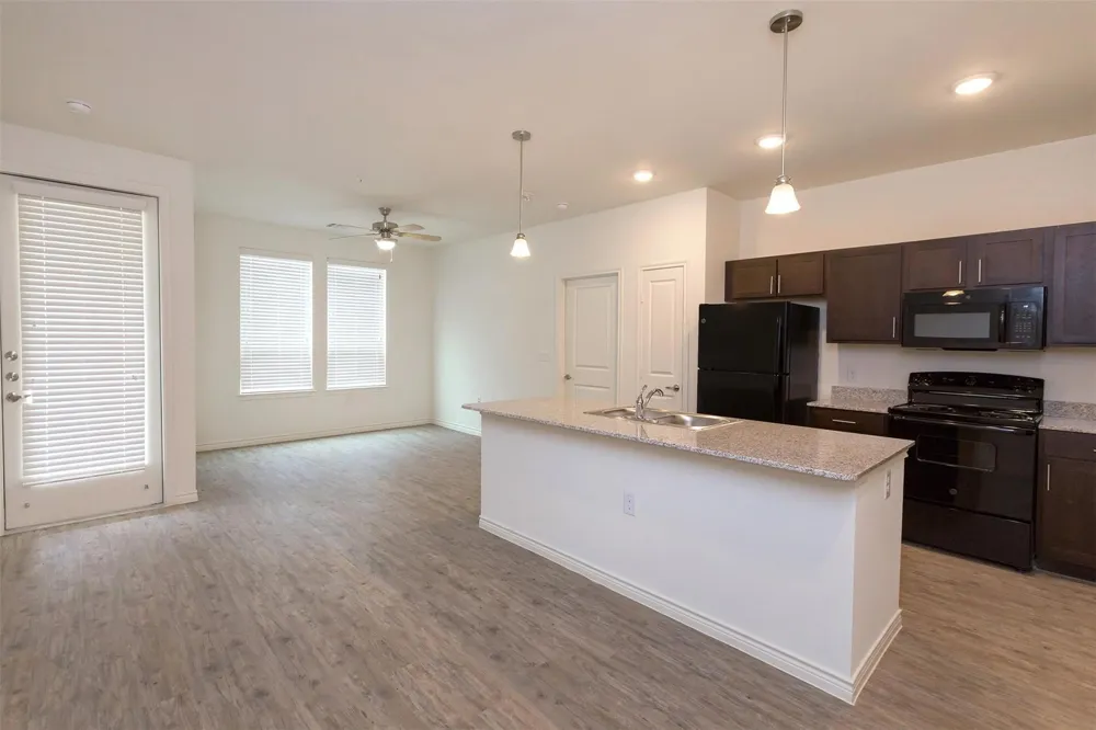 2401 Golden Heights Road #160 Fort Worth, TX 76177