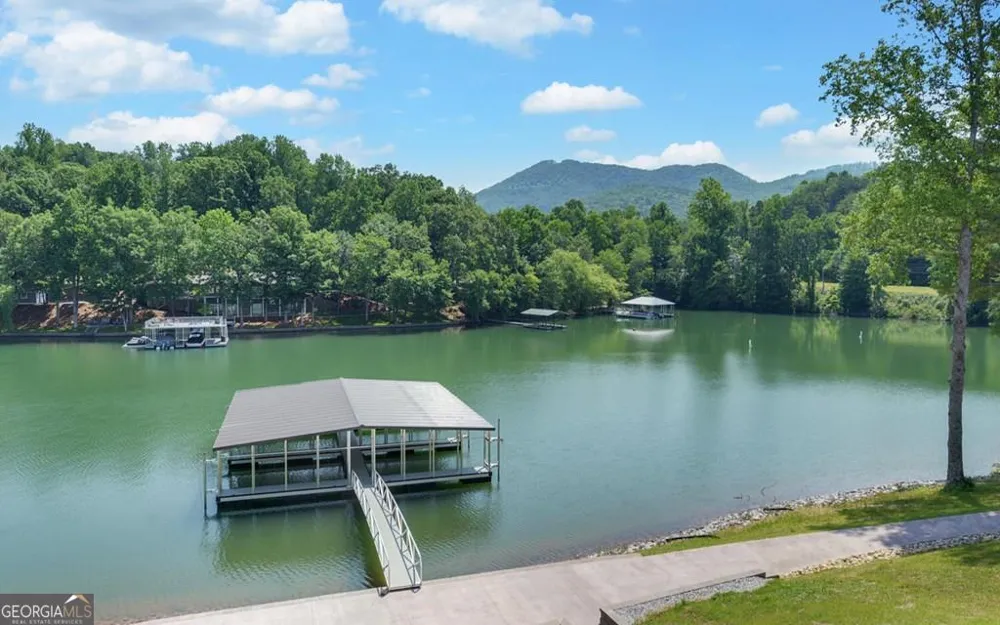 778-C Main ST Hiawassee, GA 30546