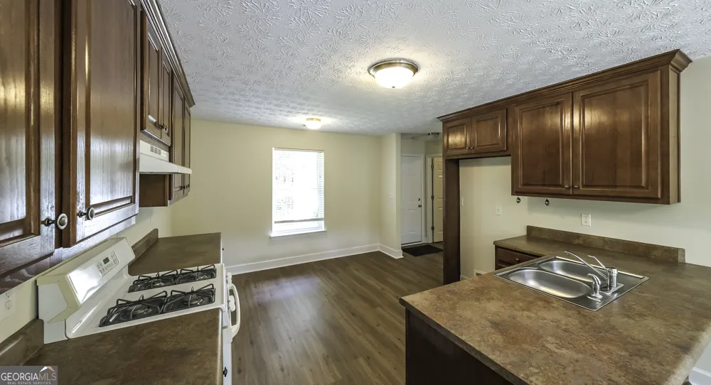 191 Tumlin Creek RD Roopville, GA 30170