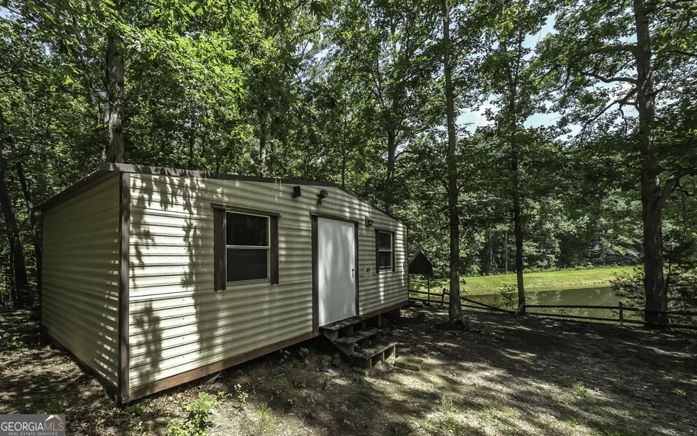 191 Tumlin Creek RD Roopville, GA 30170