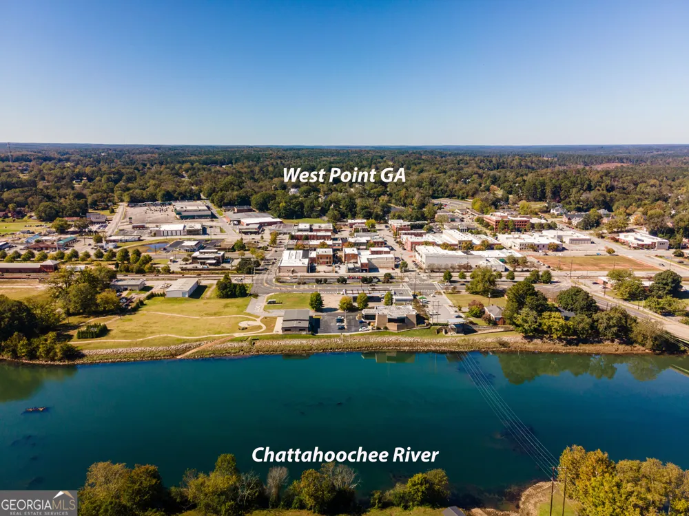 0 Sandtown RD West Point, GA 31833